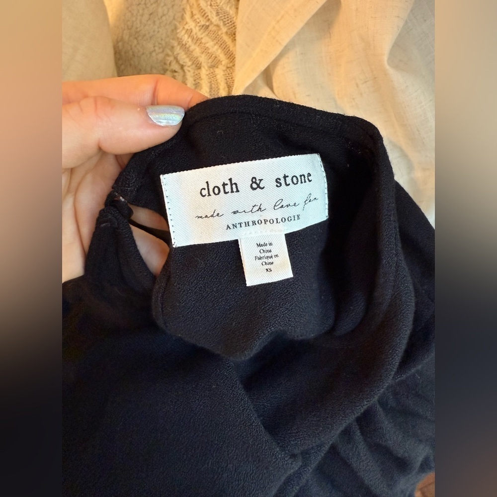 Cloth and Stone bell sleeve blouse - Picture 5 of 5